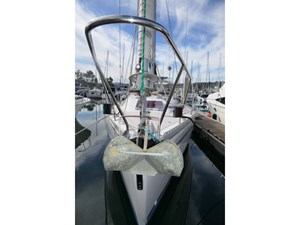 RIGHT ACTION 71 Dockside Bow