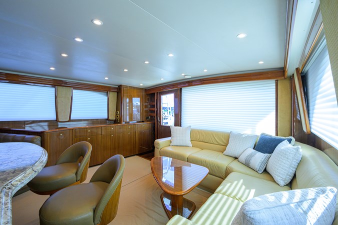 Salon view aft to starboard
