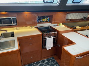 2016 Beneteau 61 35 