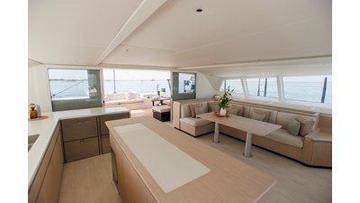 GUNBOAT 80 7 