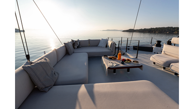 GUNBOAT 72 6 