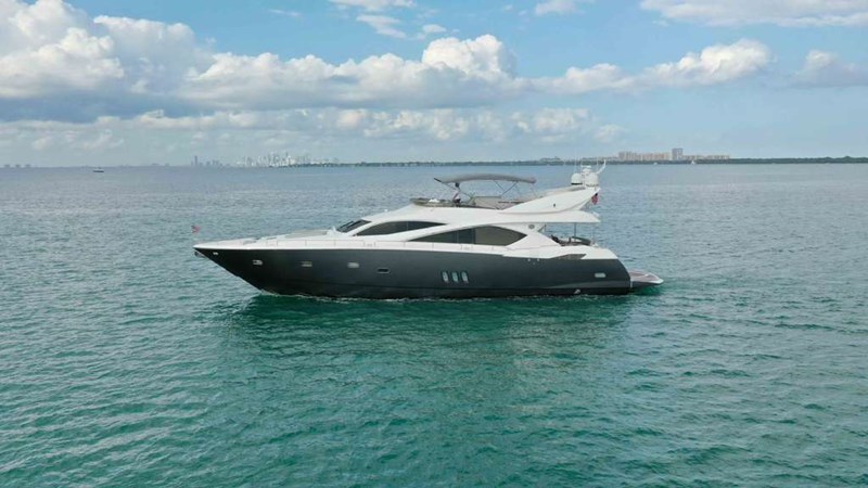 2006 SUNSEEKER MANHATTAN 'FINS UP'