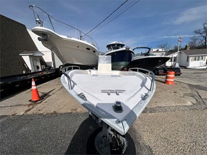 14' Cape Horn 2001 14 Bay Series 8 