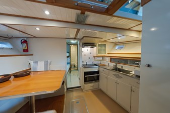 SOMERSET 15 Galley