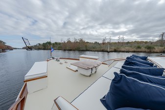 SOMERSET 30 Foredeck