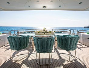 MR & MRS SMITH 17 Main deck aft dining area