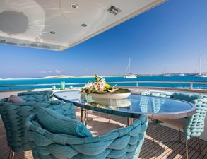 MR & MRS SMITH 18 Main deck aft dining area