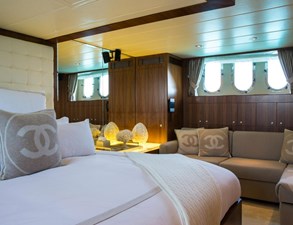 MR & MRS SMITH 28 Master cabin