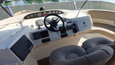 Princess 65 Flybridge 21 