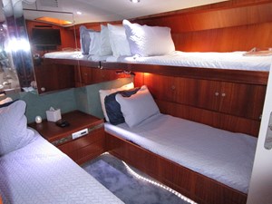 ELSKA 24 Portside cabin