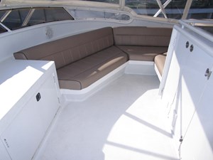 ELSKA 55 Starboard side flybridge seating