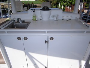 ELSKA 56 Flybridge bar