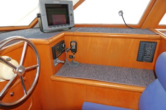 SUN BIRD 6 Pilothouse Instruments