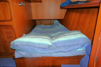 SUN BIRD 24 Guest Berth