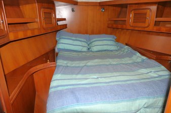 SUN BIRD 35 Master Cabin