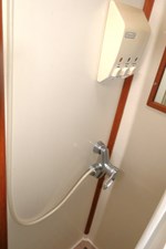 SUN BIRD 43 Master Shower