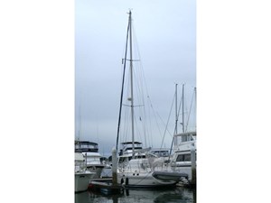 SUN BIRD 82 Dockside Transom Rig
