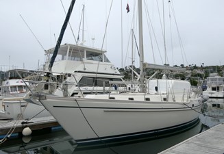 SUN BIRD 85 Dockside Port