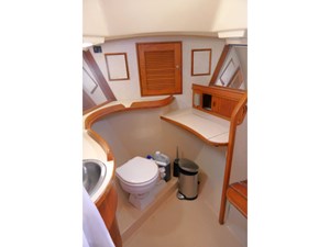 WILD BLUE 29 Master Head