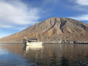 WILD BLUE 61 At Anchor 