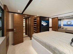 V77s-613 / Palm Beach Boat Show 2026 12 