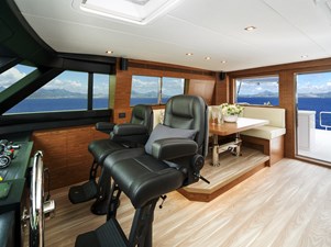 V77s-613 / Palm Beach Boat Show 2026 4 