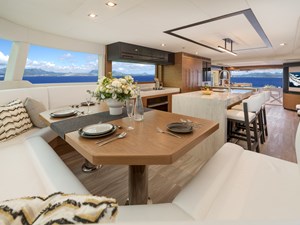 V77s-613 / Palm Beach Boat Show 2026 10 