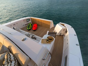 V77s-613 / Palm Beach Boat Show 2026 18 