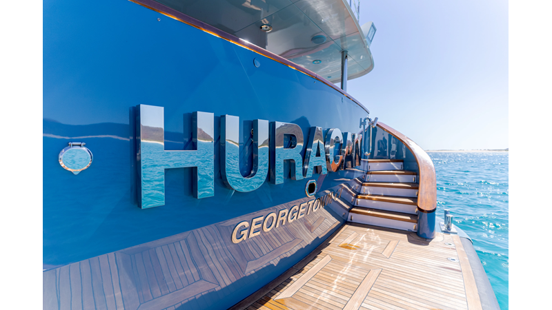 HURACAN - Яхта на продажу