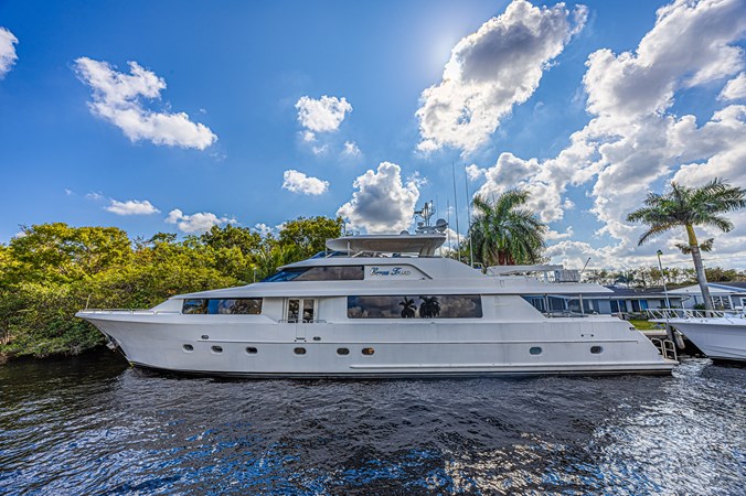 CERCA TROVA - Yacht for sale