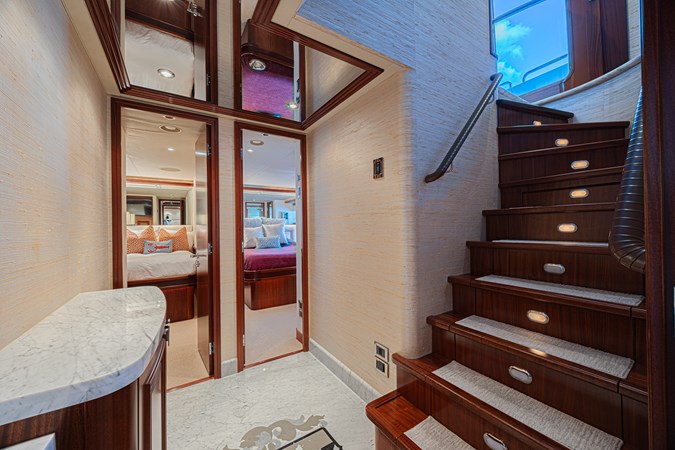 CERCA TROVA - Yacht for sale