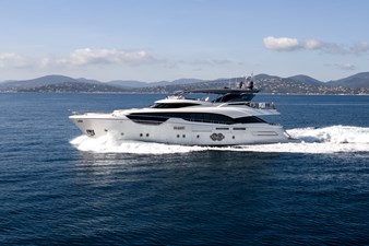 ESMERALDA OF THE SEAS 4 ESMERALDA OF THE SEAS 2018 MONTE CARLO YACHTS MCY 96 Motor Yacht Yacht MLS #456897 4