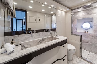 ESMERALDA OF THE SEAS 16 ESMERALDA OF THE SEAS 2018 MONTE CARLO YACHTS MCY 96 Motor Yacht Yacht MLS #456897 16