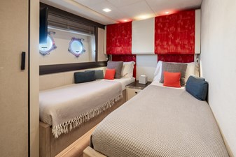 ESMERALDA OF THE SEAS 19 ESMERALDA OF THE SEAS 2018 MONTE CARLO YACHTS MCY 96 Motor Yacht Yacht MLS #456897 19