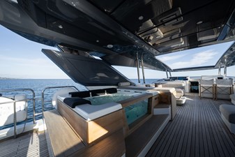 ESMERALDA OF THE SEAS 36 ESMERALDA OF THE SEAS 2018 MONTE CARLO YACHTS MCY 96 Motor Yacht Yacht MLS #456897 36