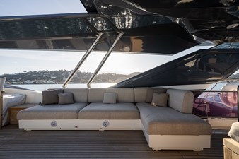 ESMERALDA OF THE SEAS 38 ESMERALDA OF THE SEAS 2018 MONTE CARLO YACHTS MCY 96 Motor Yacht Yacht MLS #456897 38