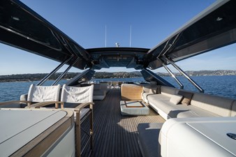 ESMERALDA OF THE SEAS 39 ESMERALDA OF THE SEAS 2018 MONTE CARLO YACHTS MCY 96 Motor Yacht Yacht MLS #456897 39