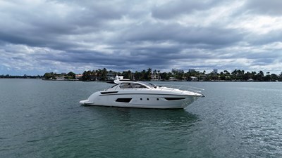 Azimut Atlantis  24 