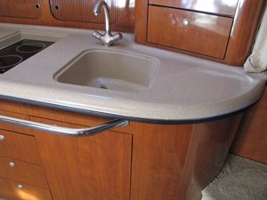 MELEKAI 2 6 Galley sink
