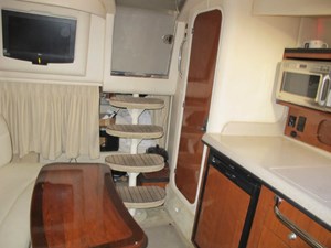 MELEKAI 2 18 Companionway steps