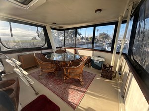 SEA PAUSE 10 Enclosed Sun Deck