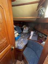 ZEPHYRUS 13 Forward Cabin