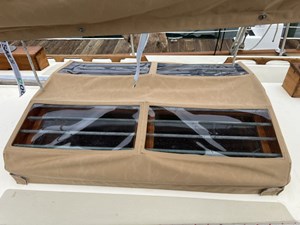 SOLITON PHOENIX 26 Butterfly hatch