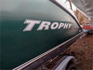 25' Trophy 2004 2503 13 
