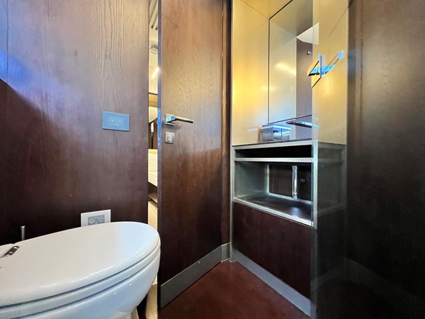 FERRETTI 850 - Yacht zu verkaufen