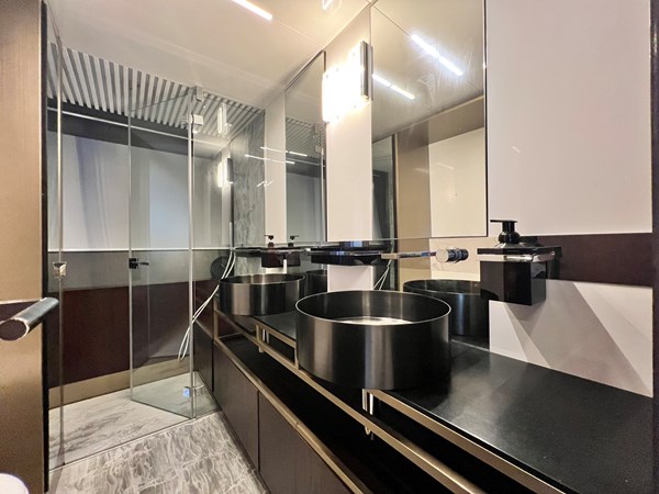 FERRETTI 850 - Yacht zu verkaufen