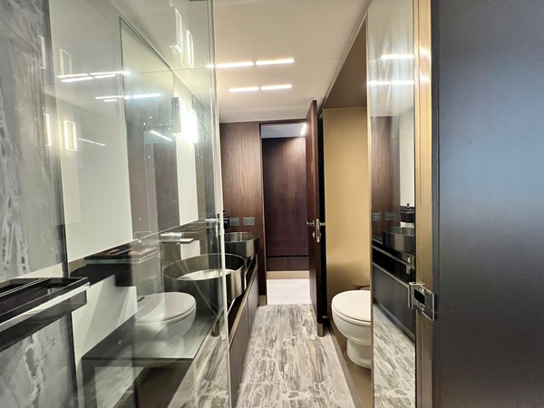 FERRETTI 850 - Yacht zu verkaufen