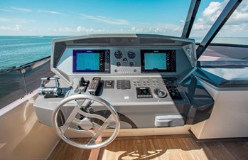 Ferretti 850 5 