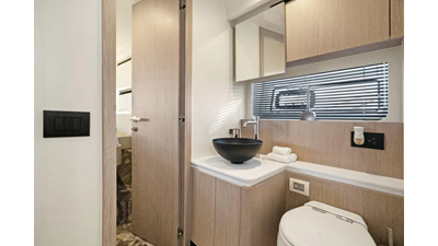 2025 Azimut 53 Fly  8 