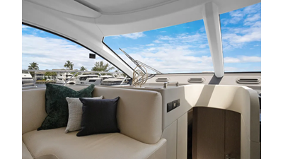 2025 Azimut 53 Fly  19 